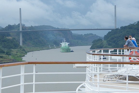 Achtes-Weltwunder-Panamakanal-Panama-MOCEAN.JPG 