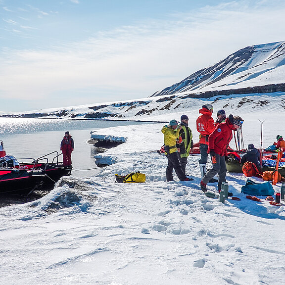 Ski_expedition_to_Ny_alesund_HGR_151337_Photo_Per_Brochmann.JPG 