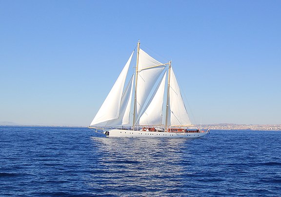 Sailing-classics-Segelyacht-MOCEAN.JPG 
