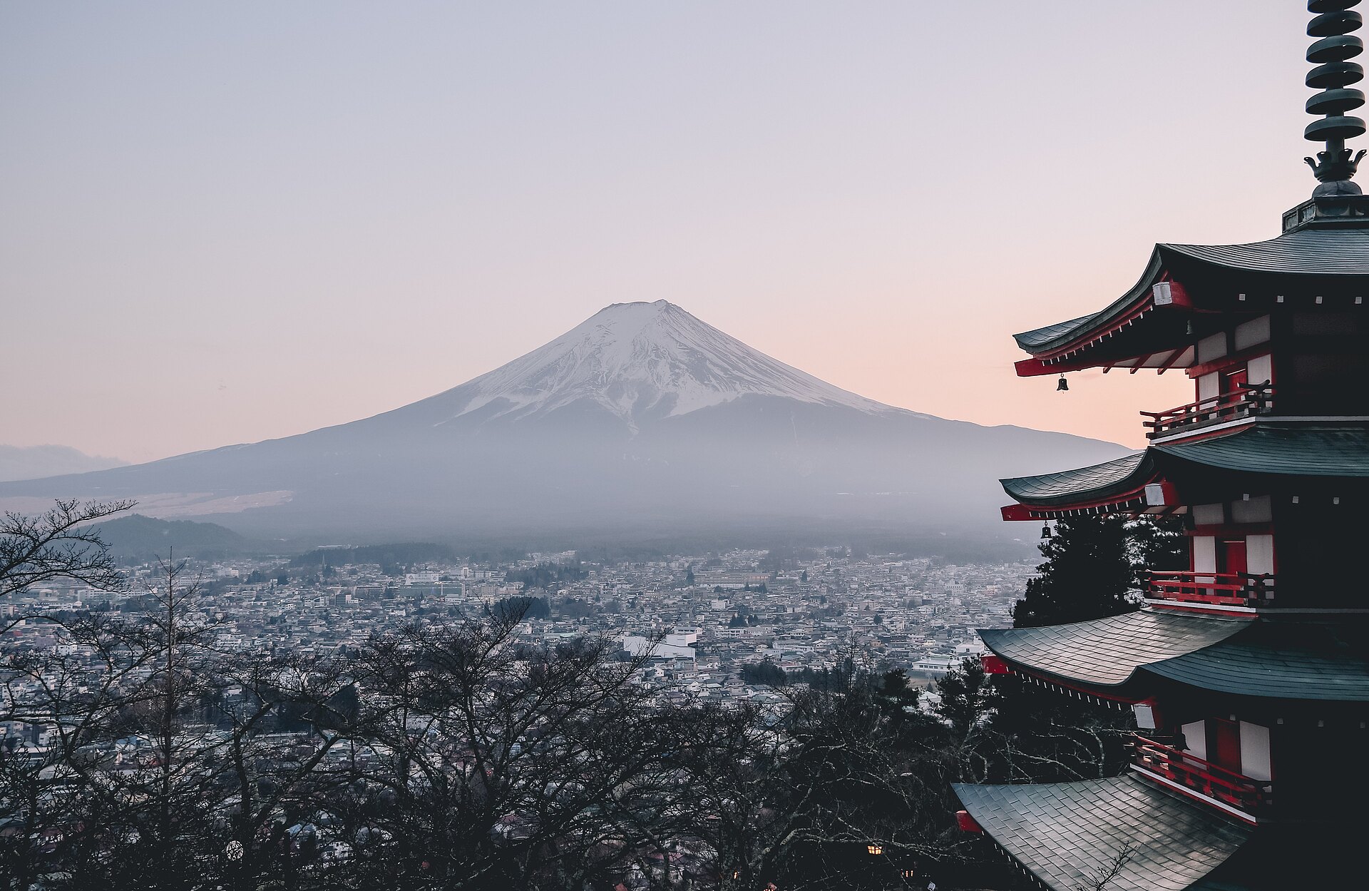 Entdecke die Schätze von Japan und Südkorea